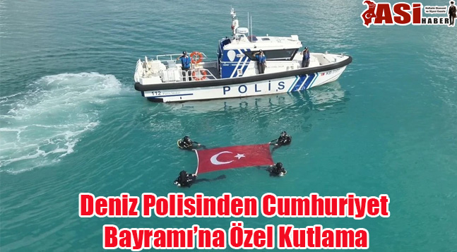 Deniz Polisinden Cumhuriyet Bayramı’na Özel Kutlama